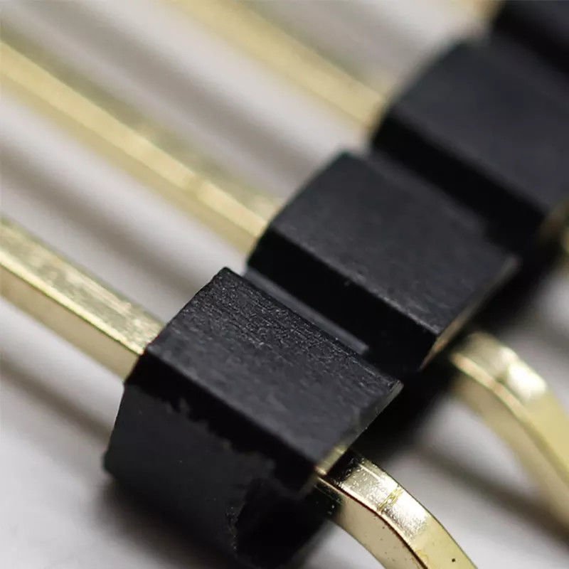 Rechtwinklige gebogene Reihe SMTs einzelne Plastikpositionen 2-40pin Pin Headers 2.54mm